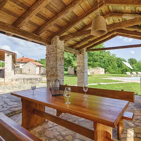 Stunning In With Sauna Bičići