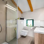 Stunning In With Sauna Сasa de vacaciones *